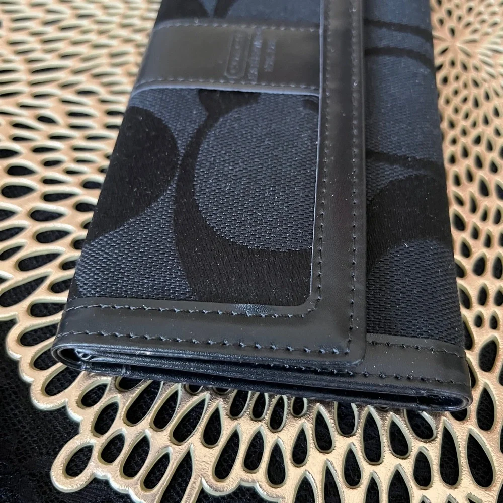 Coach Black  Signature Wallet + Check Book - Picture 5 of 7